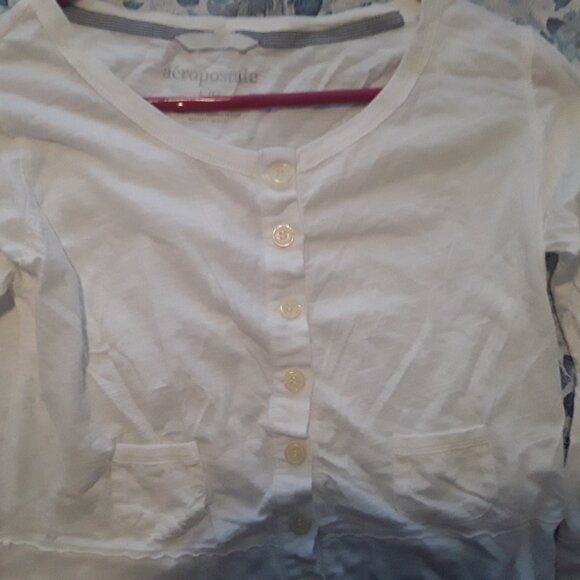 Aeropostale junior large white very light button up crop cardigan w/3/4 sleeves - Picture 2 of 5